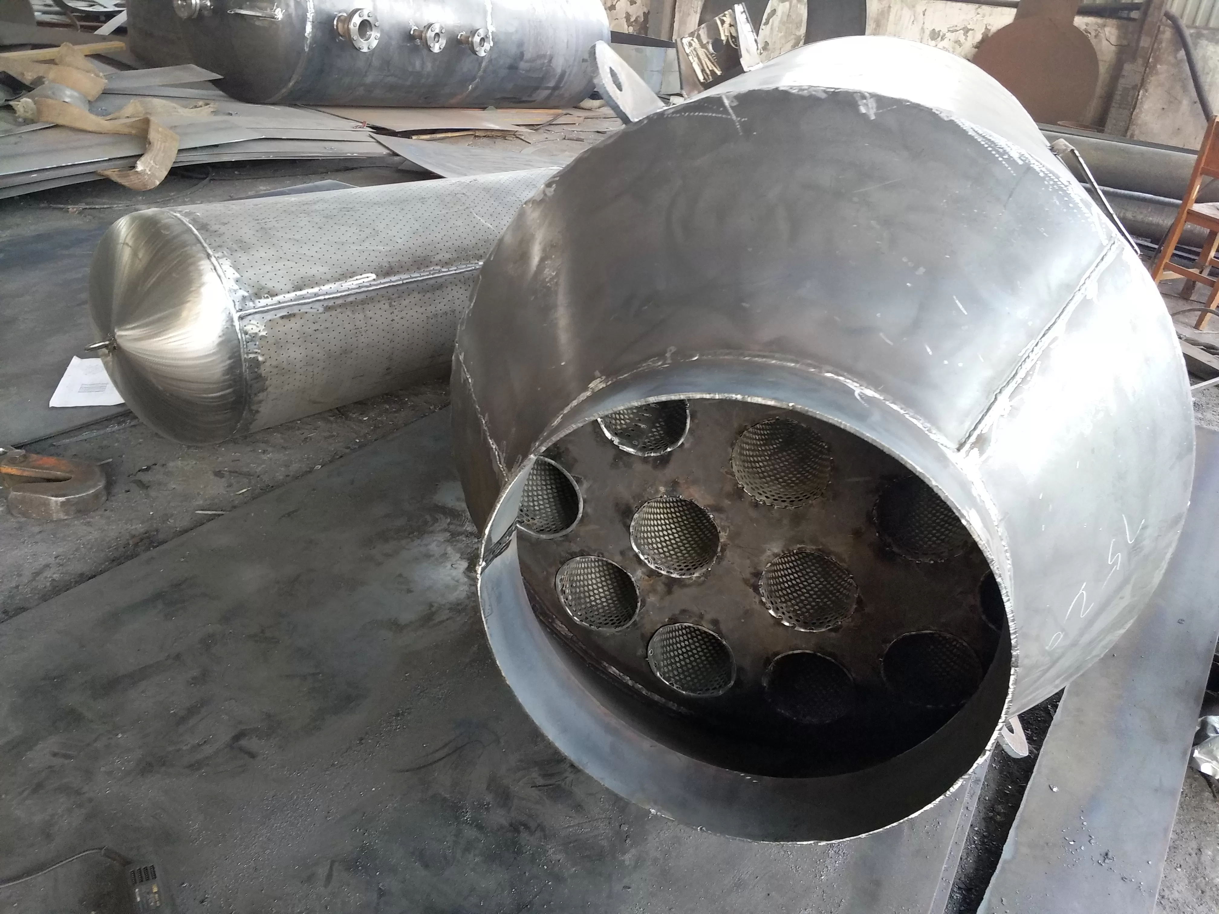 Centrifugal fan silencer